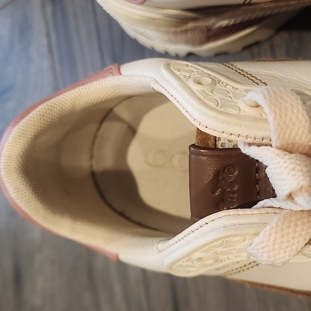 Coach Size 7 Chunky Sneakers - Picture 9 of 12
